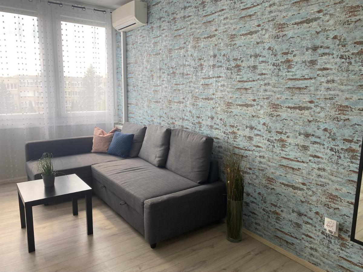 Dózsa Apartman Godollo Exterior foto